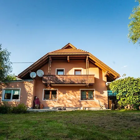 Ferienwohnung Dobernik * Sankt Jakob im Rosental